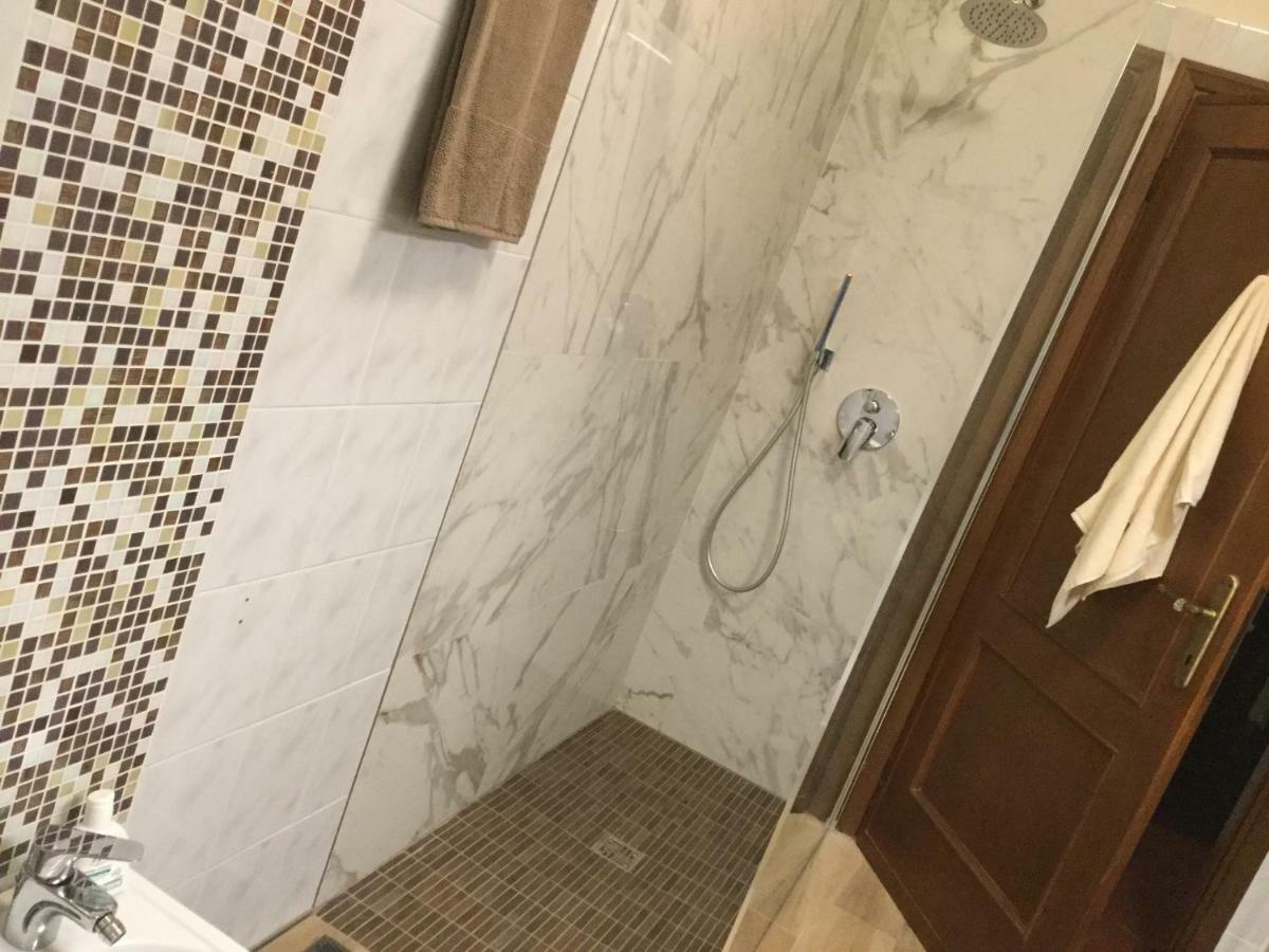 Sabry Apartment San Giuliano Terme Ngoại thất bức ảnh